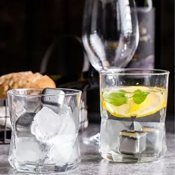 Wine Accessories 4 pc Set - Aerator, Stainless Steel Ice Cubes, 2 Stoppers - Picture 12 of 16